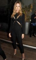 Rosie_Huntington_Whiteley_kicked_off_London_Fashion_Week_Elle_magazine_party.jpg