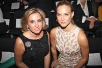 pronovias_presenta_su_nueva_coleccion_en_un_desfile_lleno_de_caras_conocidas_332735250_1200x800.jpg