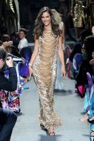 Alessandra_Ambrosio_Back_Stage_Access_At_The_amfARs_20th_Annual_Cinema_Against_AIDS_LoveGold.jpg