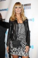 celebrity_paradise.com_The_Elder_heidi__4_.jpg