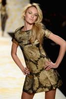 candice_swanepoel_at_desigual_fall_winter_2014_fashion_show_in_new_york_12.jpg