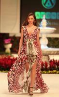 ABACA_429091_005.jpg