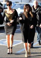 kim_kardashian_out_for_lunch_with_kris_jenner_at_fins_seafood_grill_12.jpg