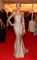 51_karolina_kurkova_153351679417_gallery_max.jpg