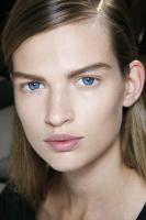 bette_Paris_ss_2014_Dries_Van_Noten_bs.jpg