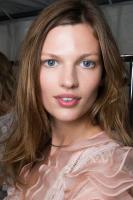 Isabel_Marant_Spring_2014_Backstage_75p_Mc7_Rj_If_Ex.jpg