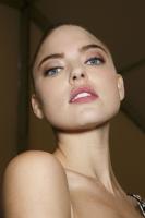 021114carolina_herrera_beauty_autumn_fall_winter_2014_nyfw57.jpg