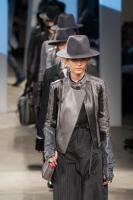Kenneth_Cole_New_York_Fall_2014_Npz_Yx_KFx_ASx.jpg