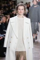 Michael_Kors_Runway_Show_ujo8WQBhacYx.jpg