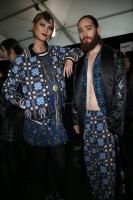 Anna_Sui_Fall_2014_Backstage_5hzJ5i0LoQKx.jpg