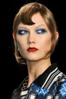 Anna_Sui_Fall_2014_Details_4iOvi_zcWInx.jpg