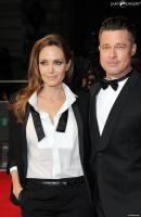 1387586_brad_pitt_et_angelina_jolie_arrivee_950x0_1.jpg