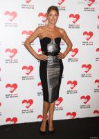 1270852_doutzen_kroes_soiree_god_s_love_we_950x0_1.jpg