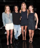 Doutzen_Kroes_TheyskensTheory_S2013MBFW_Vettri.Net_09.jpg
