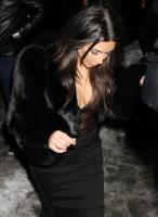 kim_kardashian_leaves_generation_nxt_charity_benefit_in_new_york_7.jpg