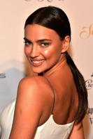irina_shayk_si_swimsuit_at_liv_nightclub_fontainebleau_miami_beach_4.jpg