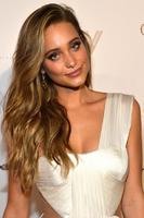 hannah_davis_club_si_swimsuit_at_liv_nightclub_fontainebleau_miami_beach_1.jpg
