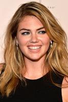 kate_upton_si_swimsuit_at_liv_nightclub_fontainebleau_miami_beach_6.jpg