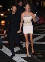 chrissy_teigen_si_swimsuit_sexy_legs_021914_7.jpg