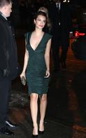 emily_ratajkowski_021914_2.jpg