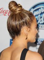 _jennifer_lopez_wearing_cushnie_et_ochs_dress_american_idol_xiii_finalists_party_16.jpg