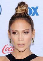 _jennifer_lopez_wearing_cushnie_et_ochs_dress_american_idol_xiii_finalists_party_18.jpg