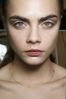Fendi_Fall_2014_Backstage_BB0Cjc9kOqxx.jpg