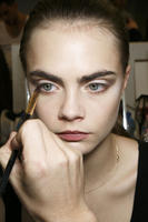 Fendi_Fall_2014_Backstage__Mq3nKgXWJLx.jpg