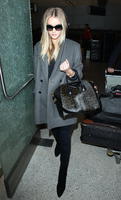 VN_Rosie_Huntington_W_97773.jpg