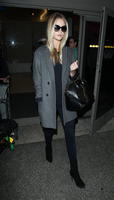 VN_Rosie_Huntington_W_97777.jpg