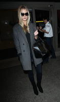 VN_Rosie_Huntington_W_97779.jpg