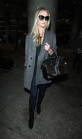 VN_Rosie_Huntington_W_97783.jpg