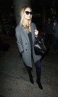 VN_Rosie_Huntington_W_97786.jpg