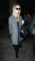 VN_Rosie_Huntington_W_97788.jpg
