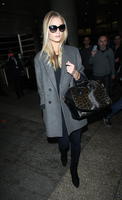 VN_Rosie_Huntington_W_97789.jpg