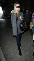 VN_Rosie_Huntington_W_97792.jpg