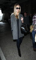 VN_Rosie_Huntington_W_97794.jpg