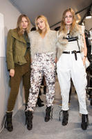 Isabel_Marant_Fall_2014_Backstage_J5_ngmSdm00x.jpg