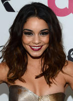 Vanessa_Hudgens__Oscars_2014___Vanity_Fair_Party__02.jpg
