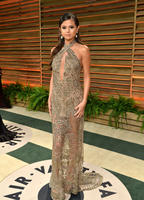 Selena_Gomez__Oscar_2014___Vanity_Fair_Party__08.jpg