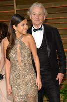 Bill_Murray_photobombs_Selena_Gomez.jpg