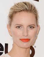 karolina_kurkova_wearing_elie_saab_spring_2014_lace_long_sleeve_gown_2014_elton_john_oscar_party_3.jpg