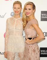karolina_kurkova_wearing_elie_saab_spring_2014_lace_long_sleeve_gown_2014_elton_john_oscar_party_11.jpg
