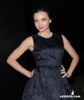 miranda_kerr_h_m_s_fall_winter_celebfa_3.jpg