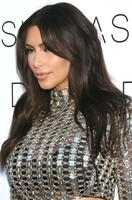 kim_kardashian_at_dash_opening_in_miami_beach_3.jpg