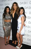 kim_kardashian_at_dash_opening_in_miami_beach_10.jpg