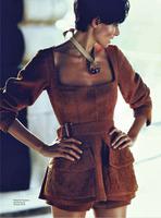 vogue_australia_2014_01_jan_33_1.jpg