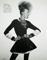 Magdalena6_Frackowiak_by_Sofia_Sanchez_Mauro_Mongiello_Expressive_Magdalena_NumA_ro_Tokyo_70_Oct.jpg