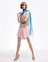 Karlie_Kloss_by_Patrick_Demarchelier_for_Vogue_Japan_January_2014__6_.png