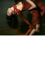 VogueFR_Dec2003_Jan2004_RougePeche_04__1_.jpg